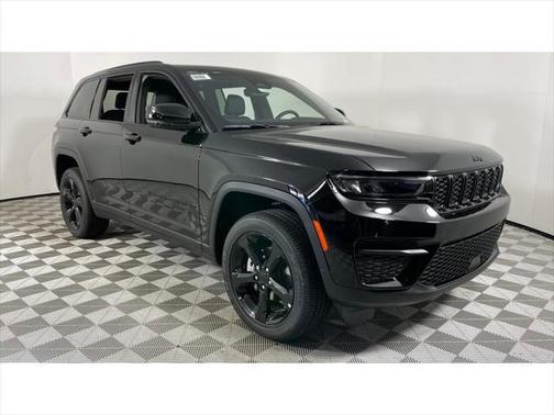 2025 Jeep Grand Cherokee Altitude