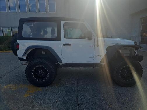 2020 Jeep Wrangler Sport