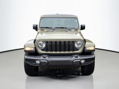 2025 Jeep Gladiator Nighthawk
