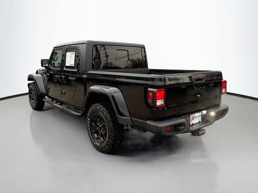 2021 Jeep Gladiator Willys 4x4