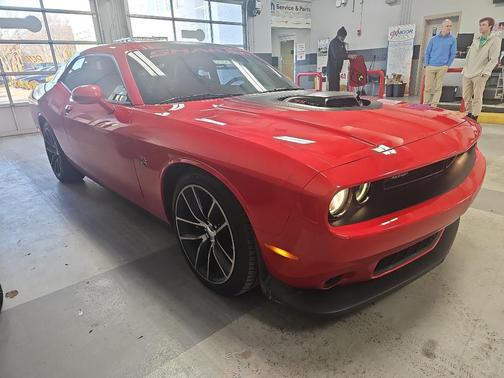 2016 Dodge Challenger R/T Scat Pack
