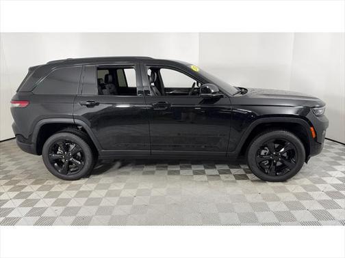 2024 Jeep Grand Cherokee Limited X