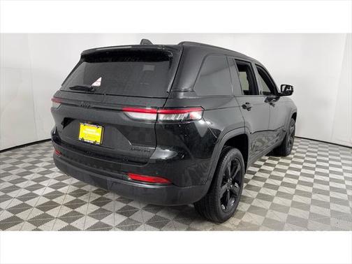 2024 Jeep Grand Cherokee Limited X