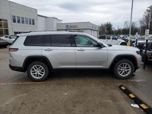 2024 Jeep Grand Cherokee L Laredo
