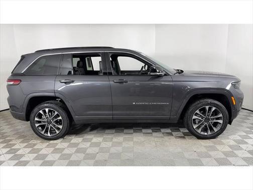 2025 Jeep Grand Cherokee Overland