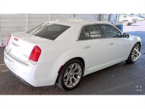 2019 Chrysler 300 C