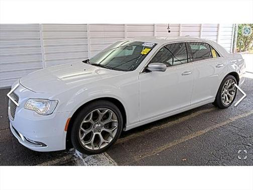 2019 Chrysler 300 C