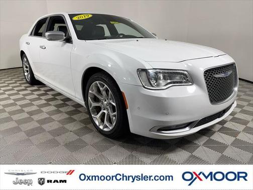 2019 Chrysler 300 C