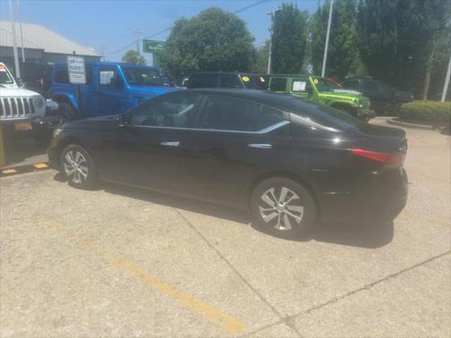 2020 Nissan Altima S FWD