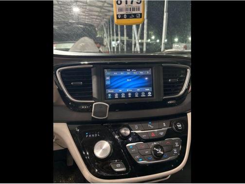 2019 Chrysler Pacifica LX
