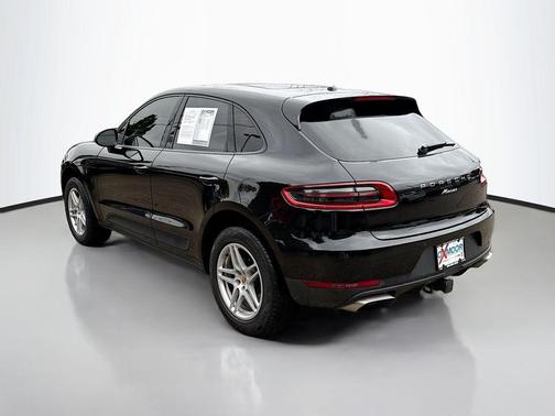 2018 Porsche Macan Base