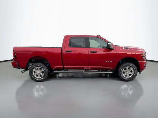 Molten Red Pearlcoat 2026 RAM 2500 Big Horn Crew Cab 4x4 6'4' Box