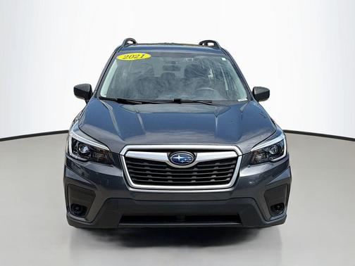 Magnetite Gray Metallic 2021 Subaru Forester Base