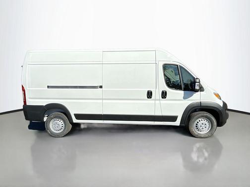 2025 RAM ProMaster 2500 Tradesman