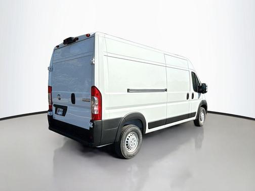 2025 RAM ProMaster 2500 Tradesman
