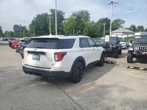 2022 Ford Explorer ST
