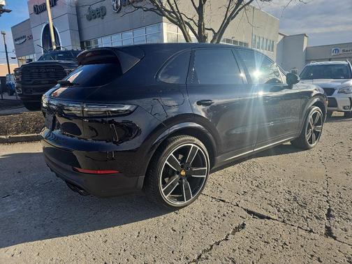 2019 Porsche Cayenne S