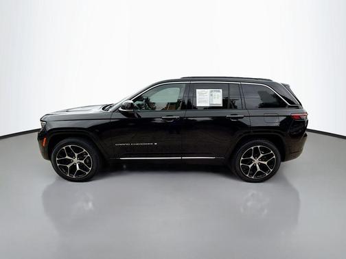 2024 Jeep Grand Cherokee Summit
