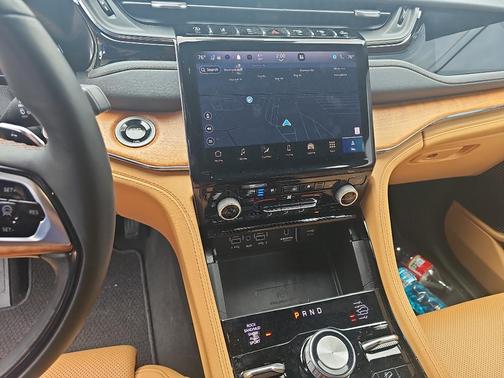 2024 Jeep Grand Cherokee Summit