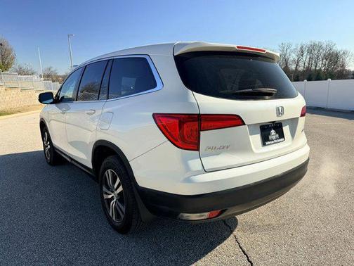 2018 Honda Pilot EX