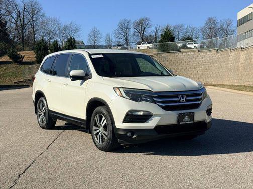 2018 Honda Pilot EX