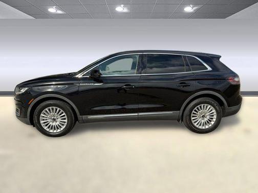 2020 Lincoln Nautilus Standard