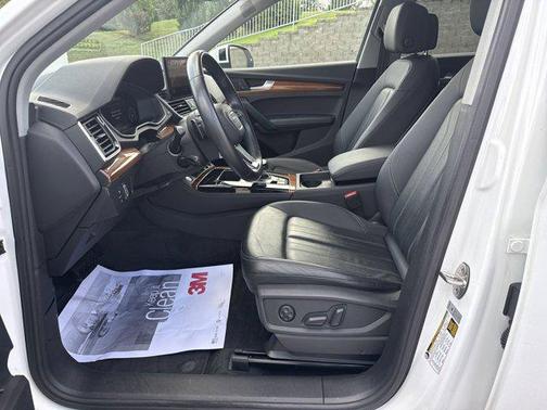 2023 Audi Q5 45 S line Premium Plus