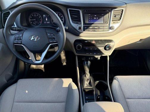 2018 Hyundai TUCSON SE