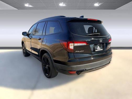 2022 Honda Pilot AWD Black Edition