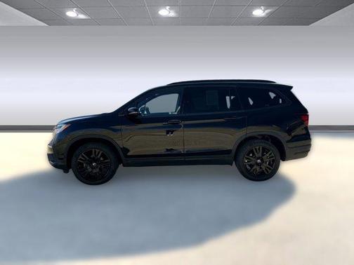 2022 Honda Pilot AWD Black Edition