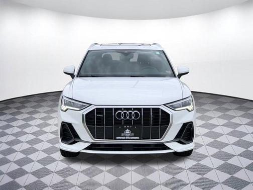 2024 Audi Q3 Premium 45 TFSI S line quattro Tiptronic