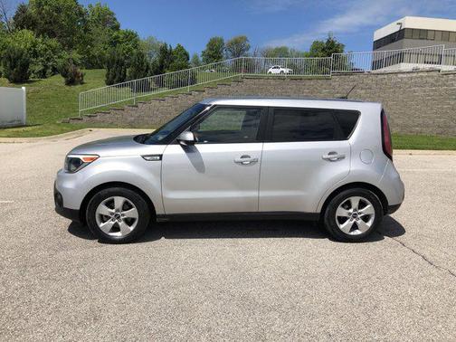 2017 Kia Soul Base