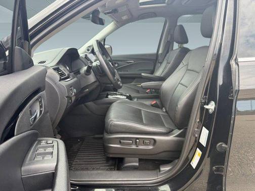 2022 Honda Pilot AWD Elite