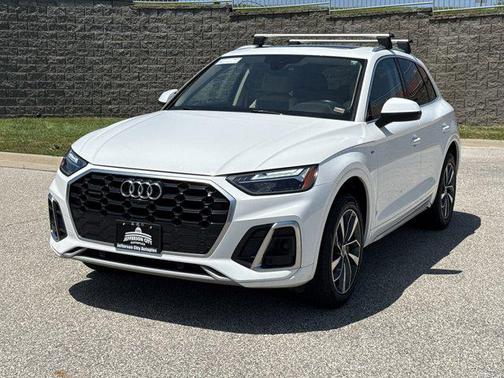 2023 Audi Q5 45 S line Premium Plus