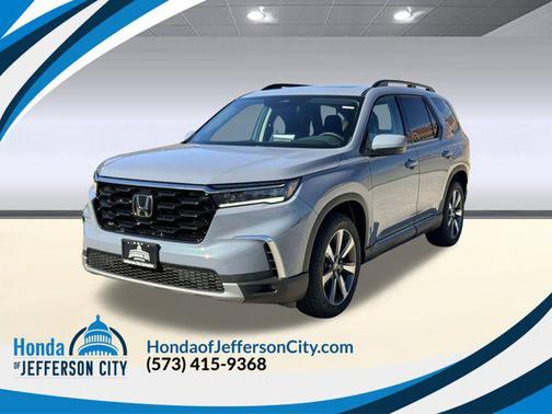 2025 Honda Pilot Touring 8-Passenger