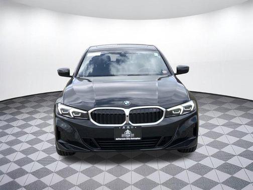 2025 BMW 330 i xDrive