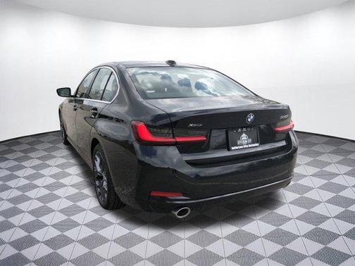 2025 BMW 330 i xDrive