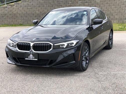 2025 BMW 330 i xDrive