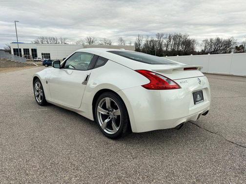 2009 Nissan 370Z Touring