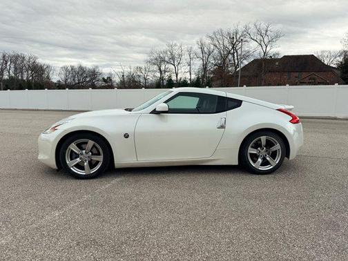 2009 Nissan 370Z Touring