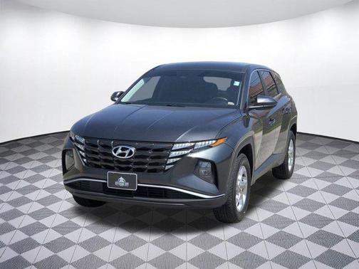 2022 Hyundai TUCSON SE