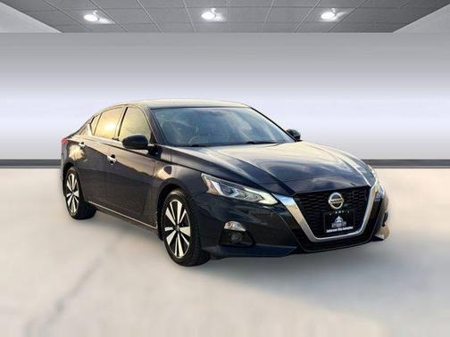 2020 Nissan Altima 2.5 SV