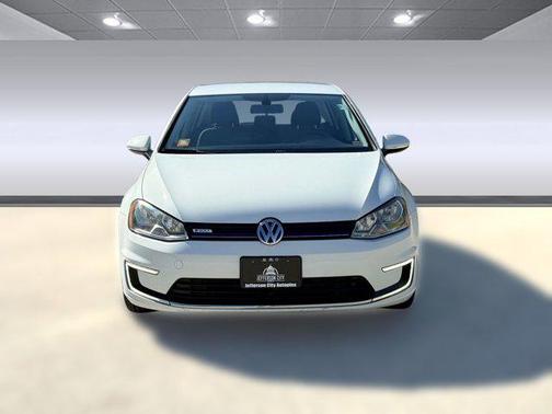 2016 Volkswagen e-Golf SE