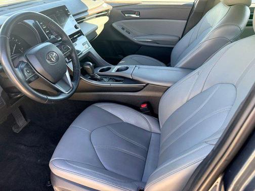 2021 Toyota Avalon XLE