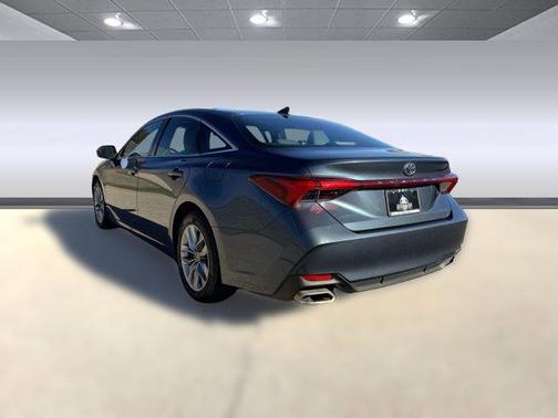 2021 Toyota Avalon XLE