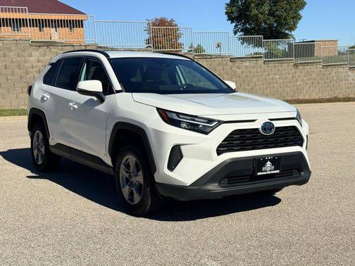 2023 Toyota RAV4 Hybrid XLE