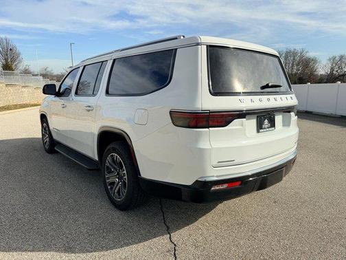 2023 Jeep Wagoneer L Series II 4x4