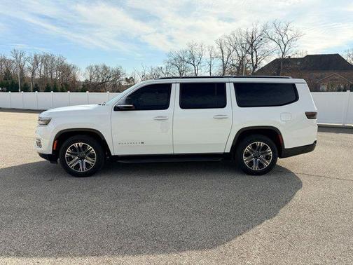 2023 Jeep Wagoneer L Series II 4x4