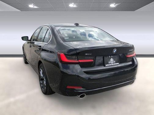 2025 BMW 330 i xDrive