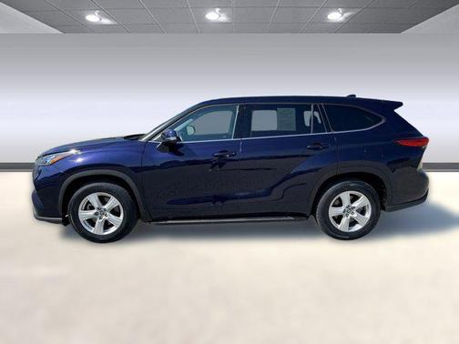 2020 Toyota Highlander LE